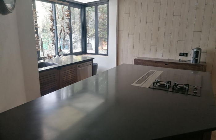 Vente Maison 275m&sup2; 10 pièces Saint Gilles les Bains