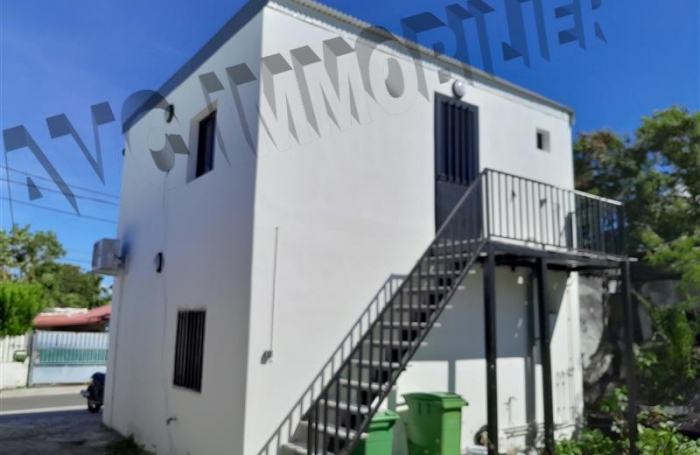 Location Local commercial 32m² Saint-Pierre