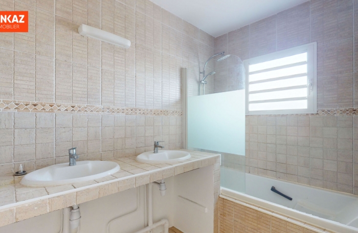 Vente Maison 94m² 4 pièces Etang-Sale