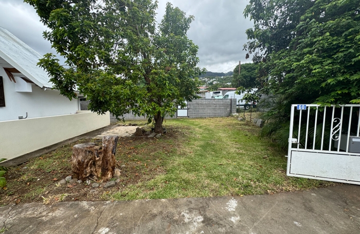 Location Local commercial 106m² 5 pièces Sainte Clotilde