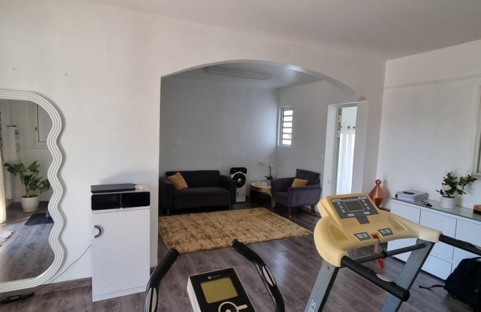 Vente Maison 255m&sup2; 6 pi&#232;ces Saint Louis