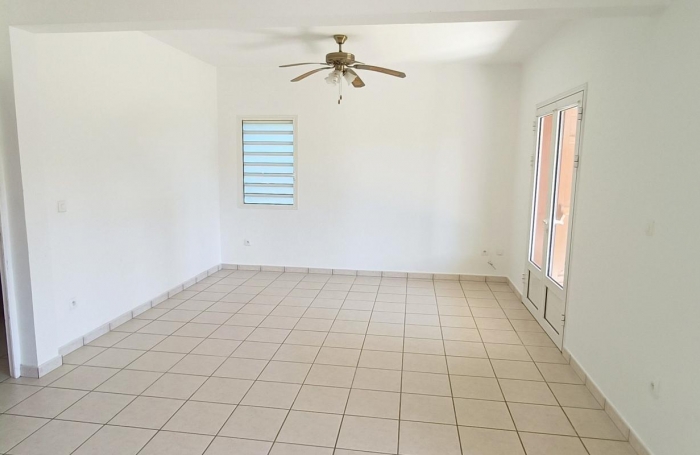 Vente Maison 102.41m&sup2; 5 pi&#232;ces Sainte Suzanne