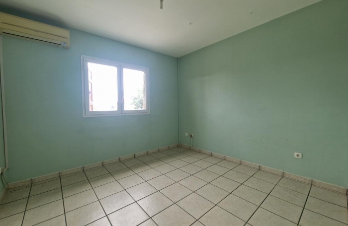 Vente Maison 102.41m&sup2; 5 pi&#232;ces Sainte Suzanne