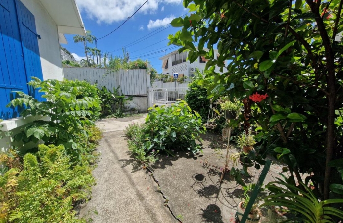 Vente Maison 92.5m&sup2; 6 pièces Saint Denis