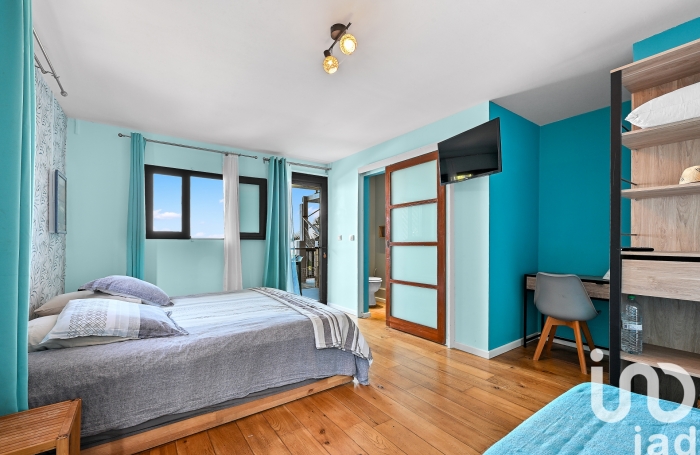 Vente Maison 215m&sup2; 9 pièces Saint-Leu