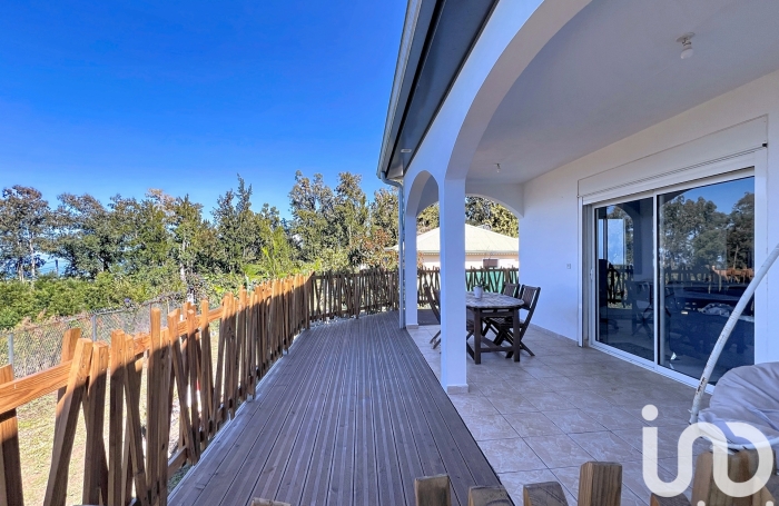 Vente Maison 95m&sup2; 4 pièces Le Tampon