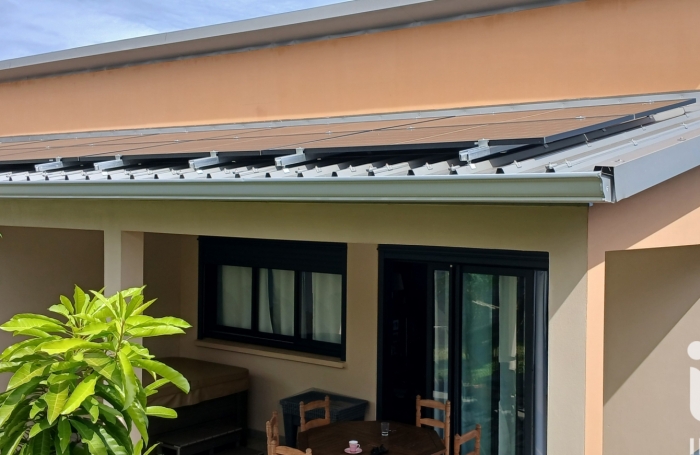 Vente Divers 102m&sup2; 3 pi&#232;ces Saint Joseph