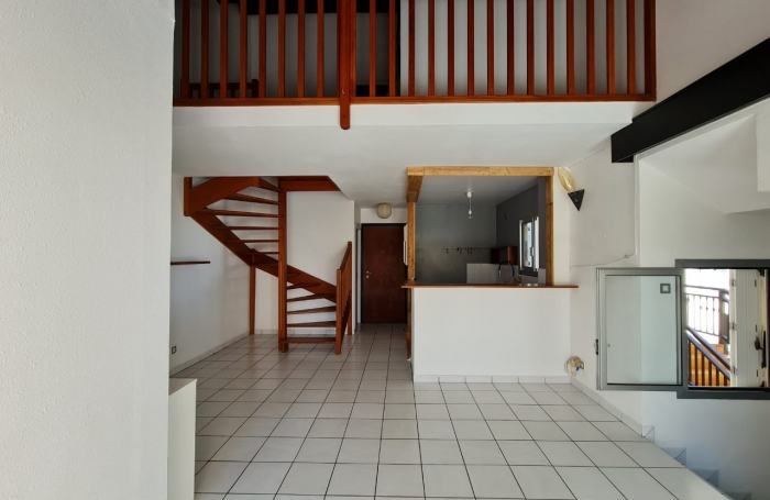 Vente Appartement 69.73m&sup2; 3 pi&#232;ces Saint Gilles les Bains