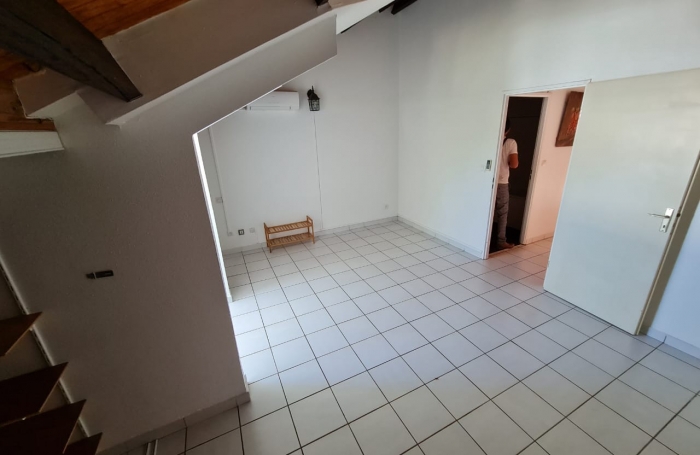 Vente Appartement 69.73m&sup2; 3 pi&#232;ces Saint Gilles les Bains