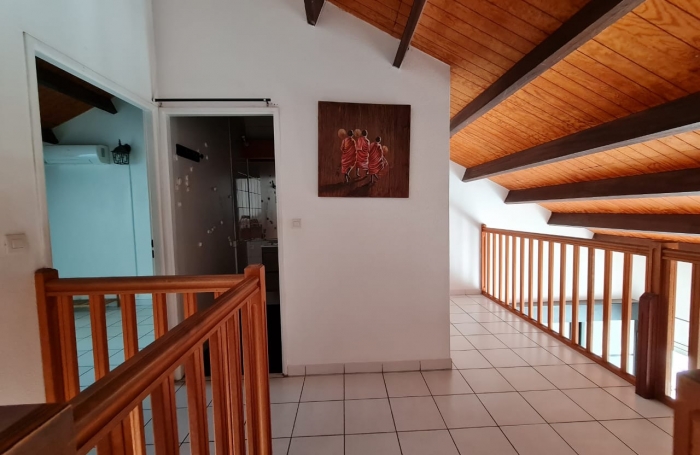 Vente Appartement 69.73m&sup2; 3 pi&#232;ces Saint Gilles les Bains