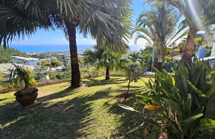 Vente Maison 210m&sup2; 5 pi&#232;ces Saint Denis