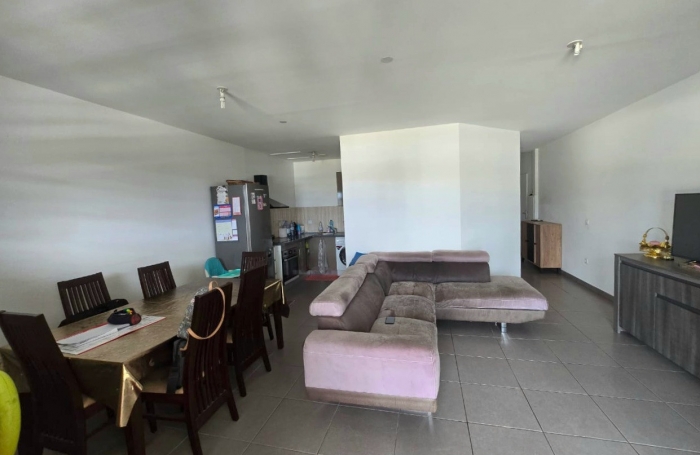 Vente Appartement 57.85m&sup2; 3 pi&#232;ces Saint Paul