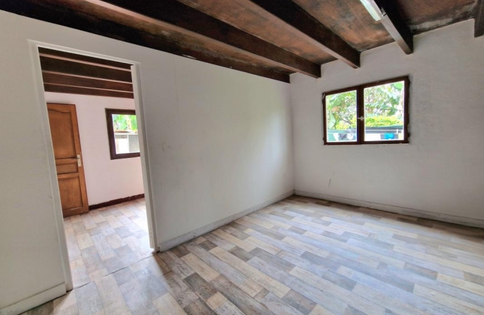 Vente Maison 233m&sup2; 8 pi&#232;ces La Possession