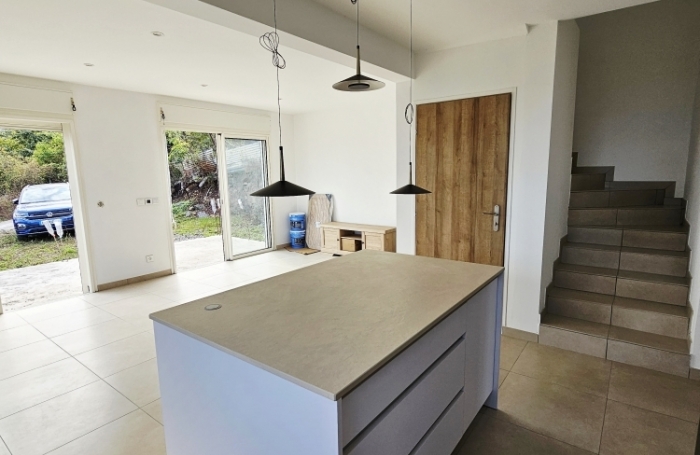 Vente Maison 97m&sup2; 4 pi&#232;ces La Possession