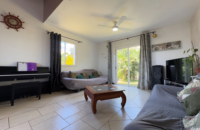 Vente Maison 150.06m&sup2; 5 pi&egrave;ces Sainte Clotilde