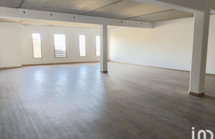 Location Local commercial 131m&sup2; Saint Paul