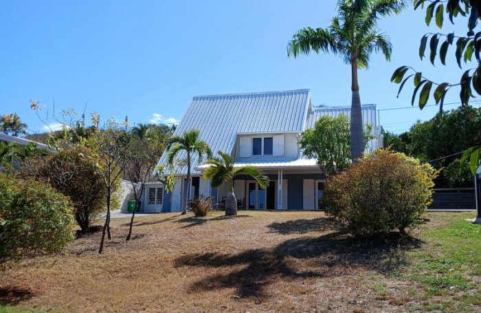 Vente Maison 270m&sup2; 10 pièces Saint Gilles les Bains