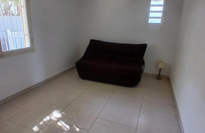 Vente Maison 270m&sup2; 10 pièces Saint Gilles les Bains