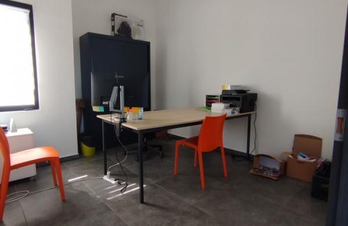 Location Bureaux 39m&sup2; Saint-Pierre