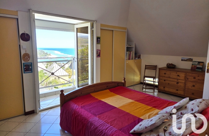 Vente Maison 161m&sup2; 4 pièces Saint Gilles les Bains