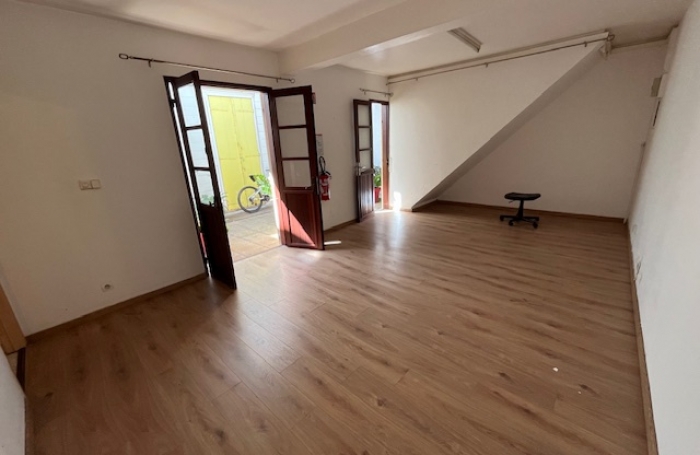 Location Local commercial 97400