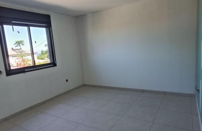 Vente Appartement 65.09m&sup2; 3 pi&#232;ces Saint-Pierre