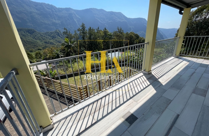 Vente Maison 75m² 3 pièces Salazie