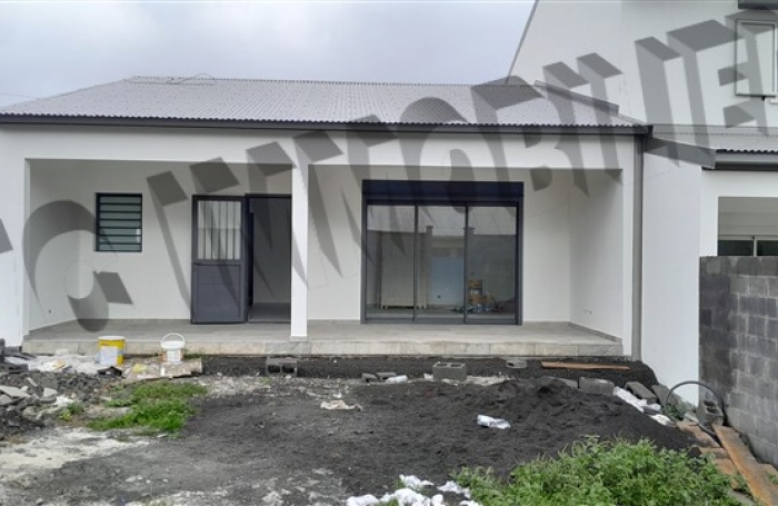 Vente Maison 80m² 3 pièces Rivière Saint Louis