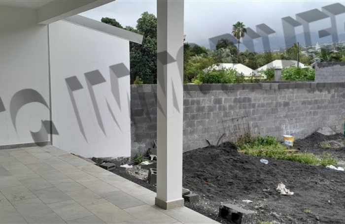 Vente Maison 80m² 3 pièces Rivière Saint Louis