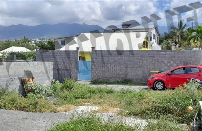 Vente Maison 80m² 3 pièces Rivière Saint Louis