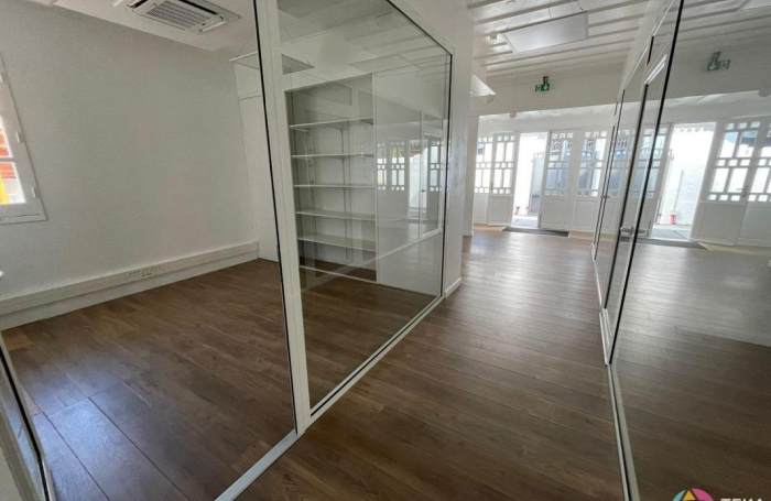 Location Bureaux 70m&sup2; 5 pi&#232;ces Saint Denis