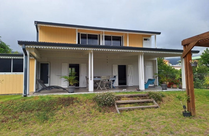 Vente Maison 112m&sup2; 4 pièces Cilaos