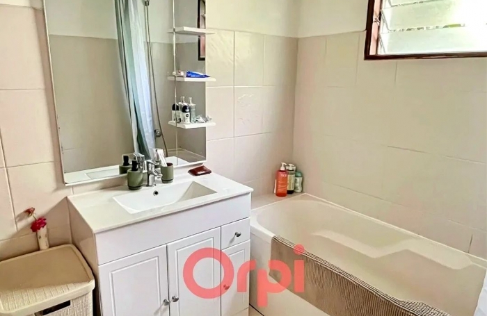 Vente Maison 125m&sup2; 4 pi&#232;ces Piton Saint Leu