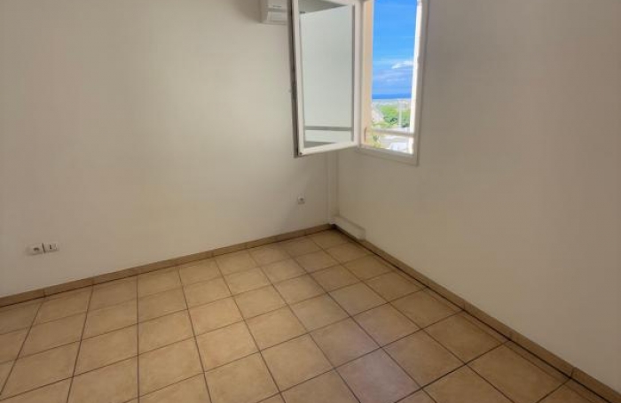 Vente Appartement 42.56m&sup2; 2 pièces Saint Denis