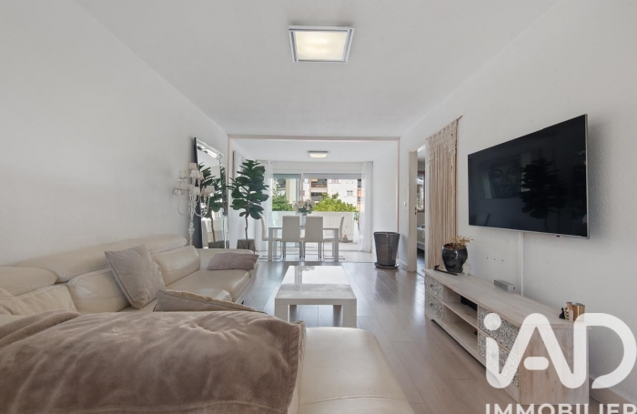 Vente Appartement 68m&sup2; 3 pièces Saint Gilles les Bains