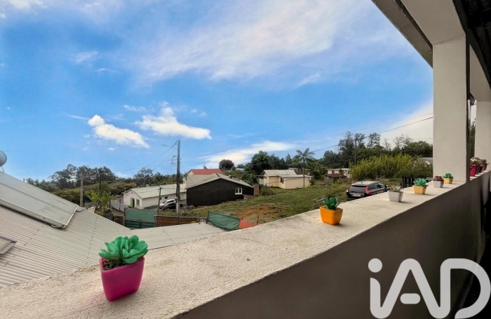 Vente Maison 117m&sup2; 6 pi&#232;ces Saint Gilles Les Hauts