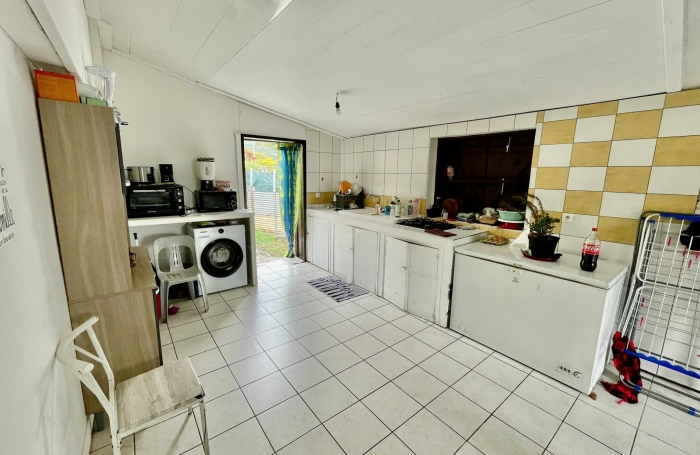 TAMPON 97430 - MAISON AVEC 2 LOGEMENTS IND&Eacute;PENDANTS - BON RENDEMENT LOCATIF - FACILE D'ACC&Egrave;S