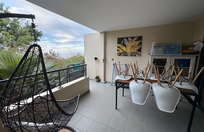 Vente Appartement 63.23m&sup2; 3 pi&egrave;ces Saint Denis