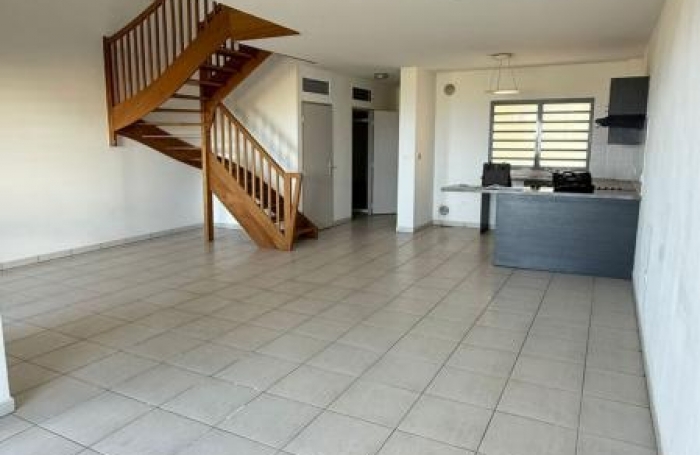 Vente Appartement 96.3m&sup2; 4 pi&#232;ces Sainte Marie