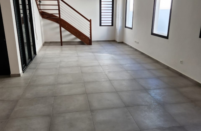 En location à La Ravine des Cabris : maison neuve avec 4 pièces