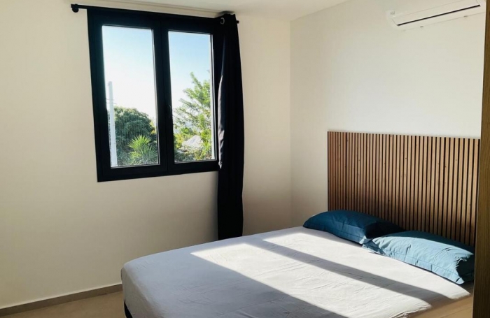 Vente Maison 122m&sup2; 5 pi&#232;ces Saint Gilles les Bains