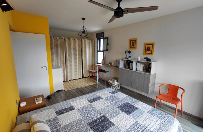 LA POSSESSION, MAGNIFIQUE VILLA  T5 BORD DE RAVINE