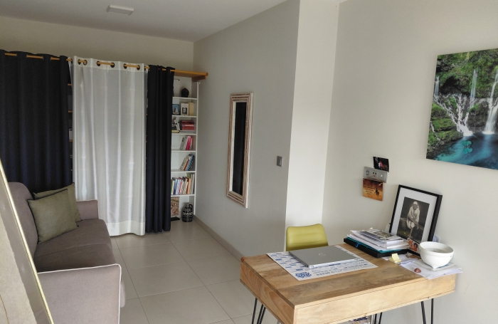 LA POSSESSION, MAGNIFIQUE VILLA  T5 BORD DE RAVINE