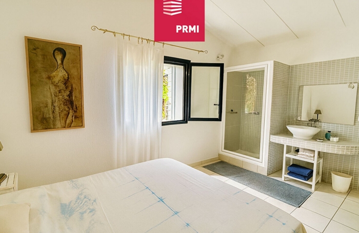 Vente Maison 167m&sup2; 6 pi&egrave;ces Saint Gilles les Bains