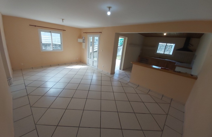 Location Maison 95m&sup2; 4 pi&#232;ces Ravine des Cabris