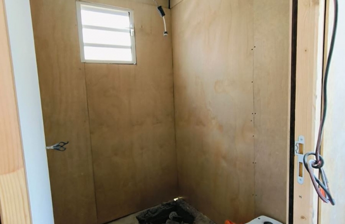 Local professionnel 100m2