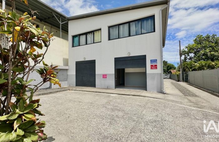 Location Fonds de commerce 40m&sup2; Rivière Saint Louis