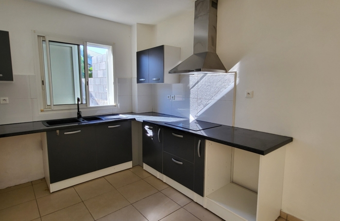 Grand appartement T4 d'exception-Sainte Suzanne