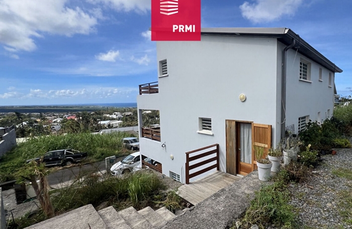 Vente Immeuble 210m² 7 pièces Saint-Benoît