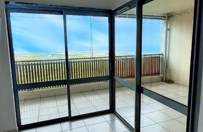 Vente Appartement 65.1m&sup2; 3 pi&#232;ces Sainte Marie